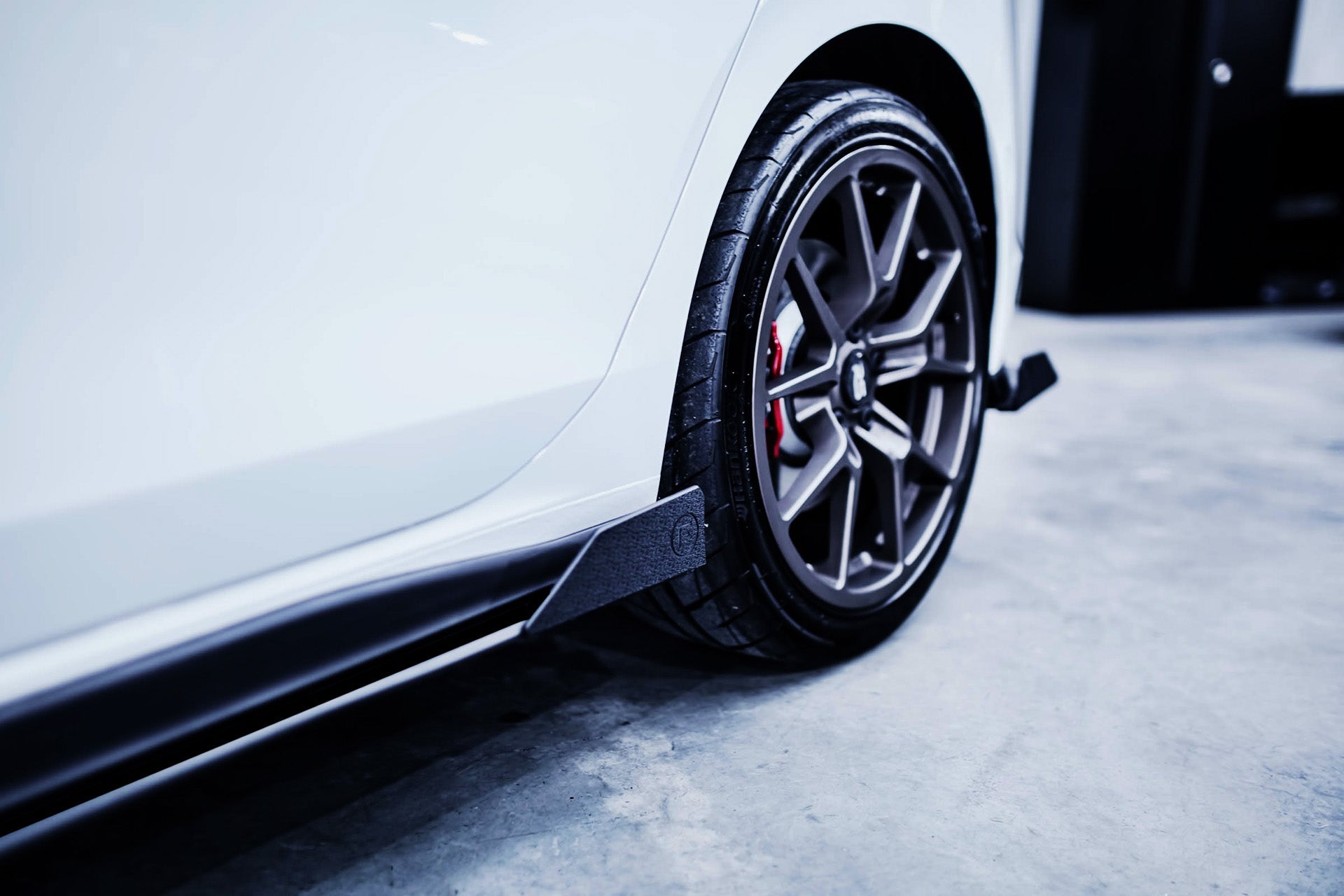 DEMO STOCK - MK8 Golf GTI Side Skirt Splitters (Pair) - GLOSS BLACK