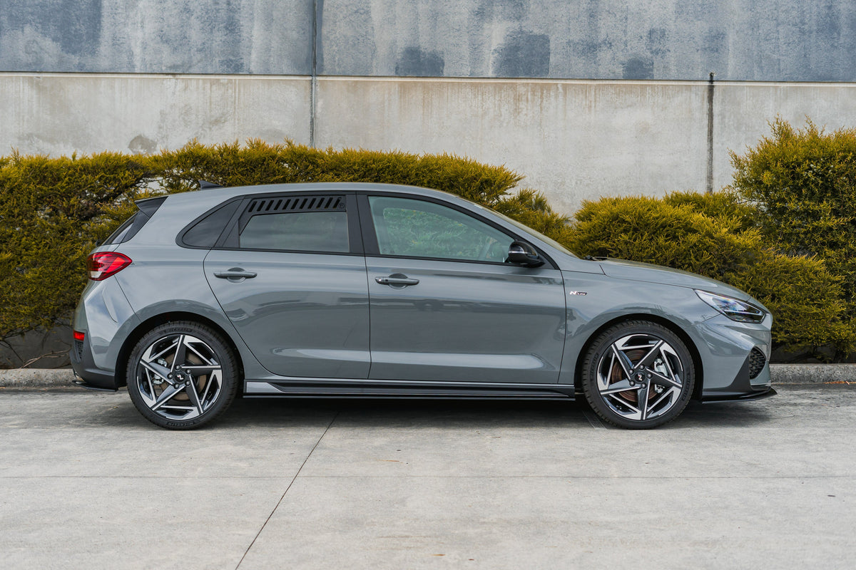 Hyundai i30N-Line Hatch PDe.V6 FL 2024+ Rear Window Vents (Pair)