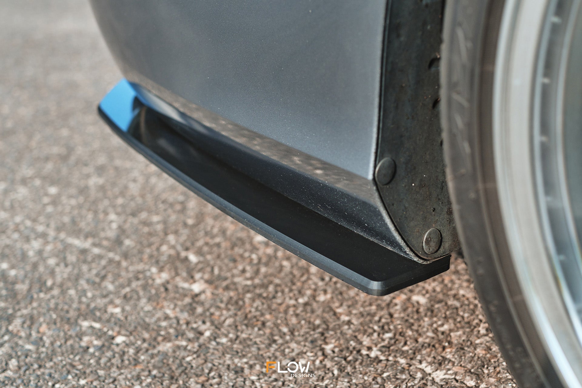 DEMO STOCK - Falcon FGX Rear Spats (GLOSS; Pair)