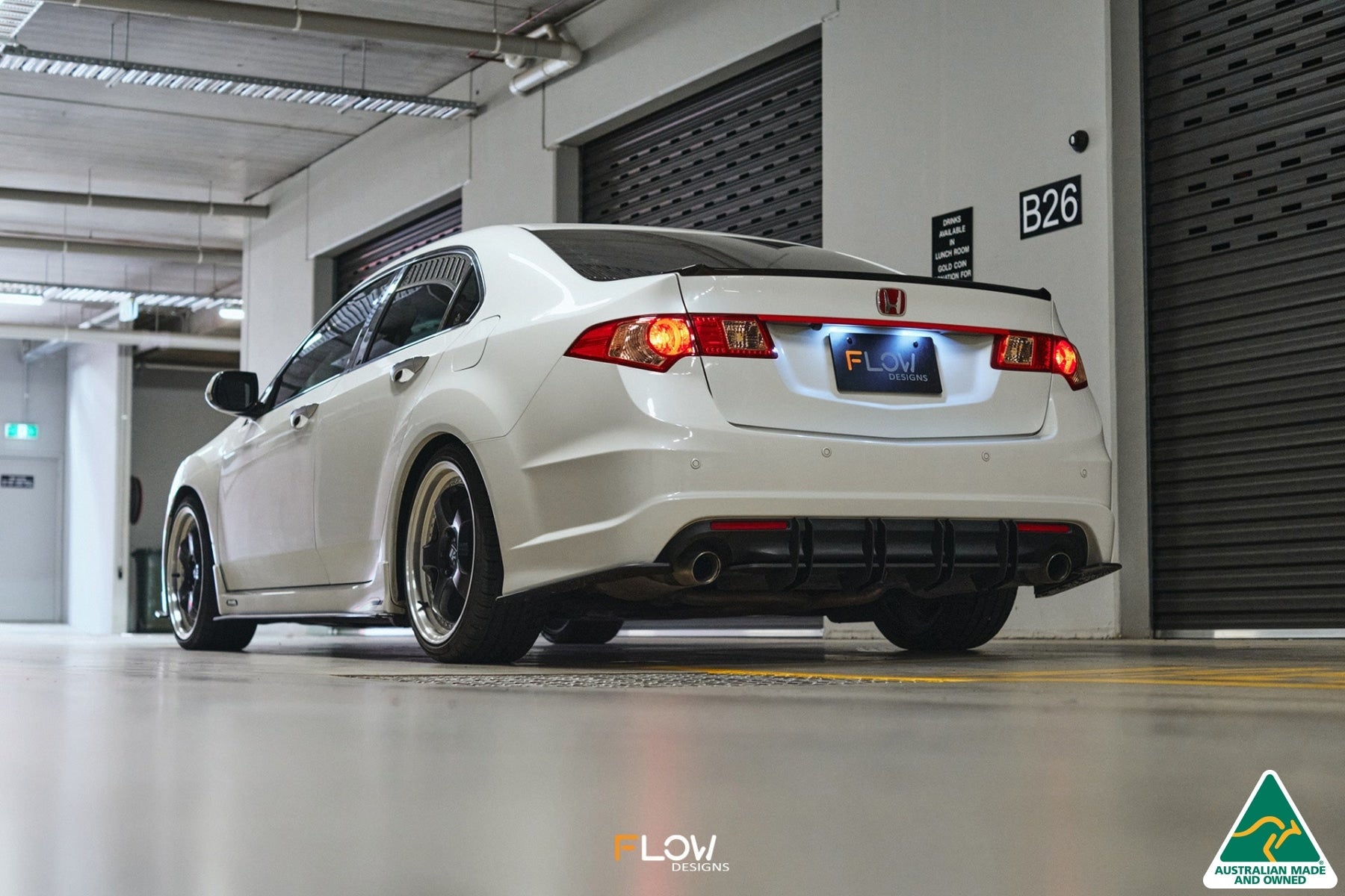 DISCONTINUED SANDED MATTE FINISH - CU2 Accord Euro Flow-Lock Rear Diffuser - Modulo