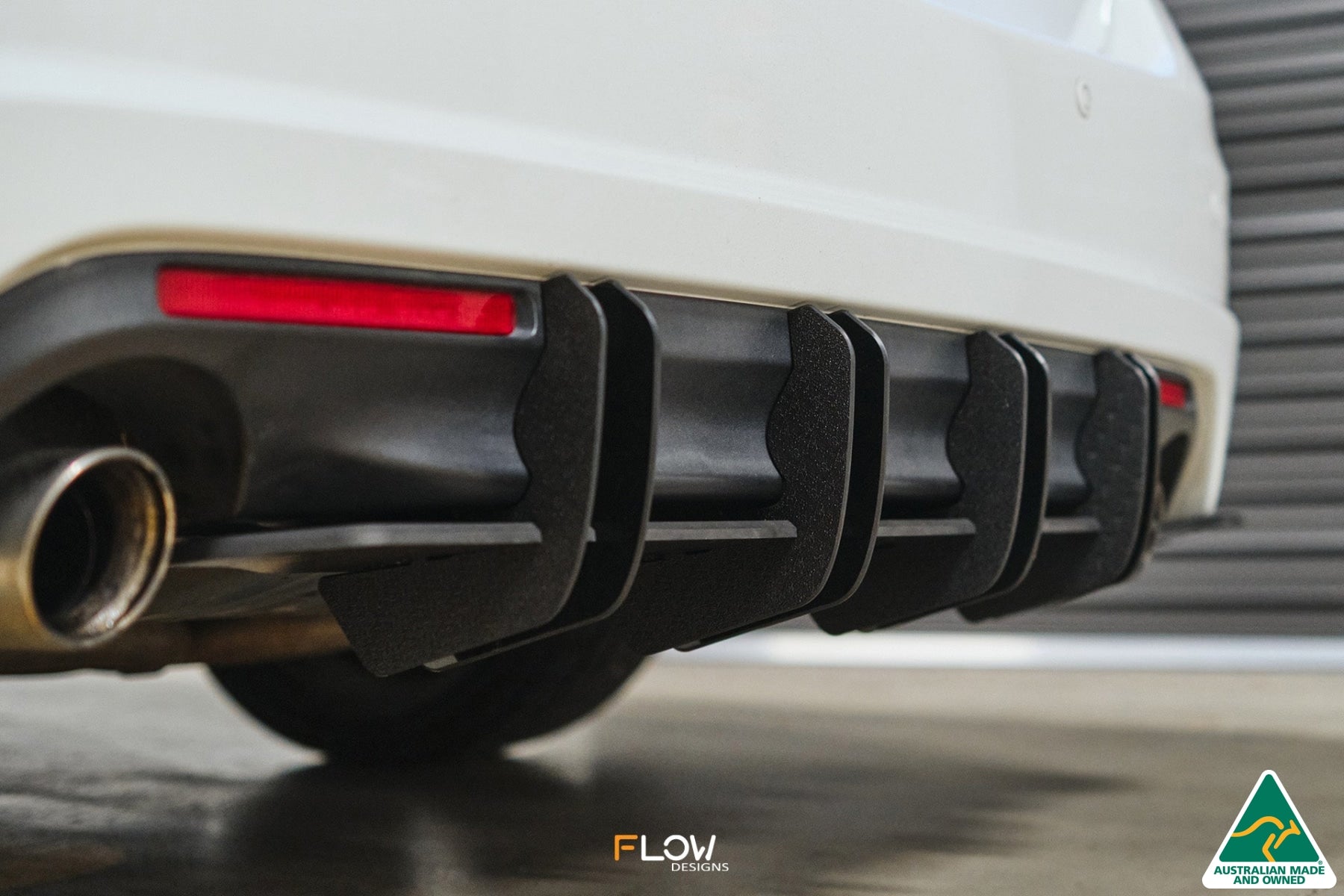 DISCONTINUED SANDED MATTE FINISH - CU2 Accord Euro Flow-Lock Rear Diffuser - Modulo