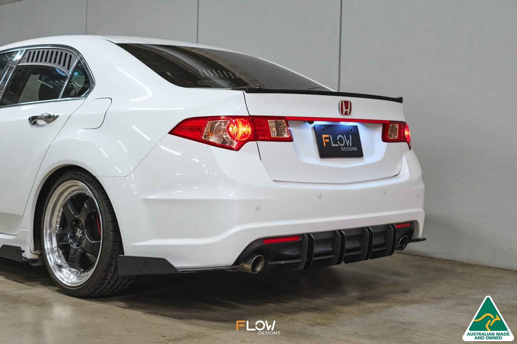 DISCONTINUED SANDED MATTE FINISH - CU2 Accord Euro Flow-Lock Rear Diffuser - Modulo