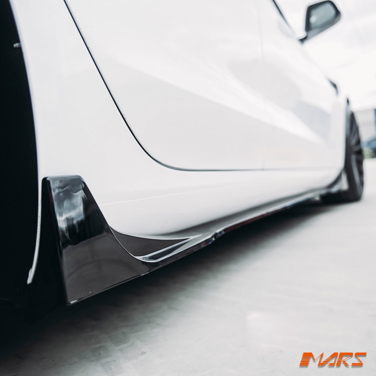 Gloss Black Aero DYNAMIC Lower Side Skirts Lip Spoiler BodyKit for Tesla Model 3 2019 - 2023 - Mars Performance