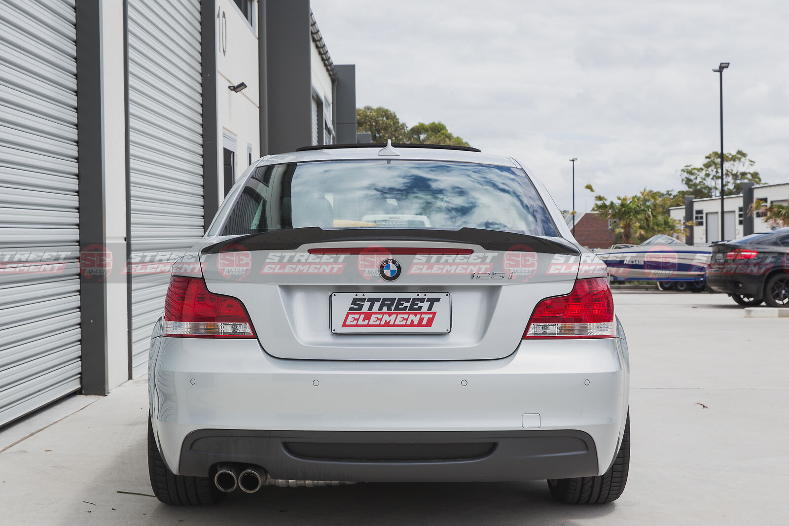 M4 Style Trunk Spoiler For 2004-2013 BMW E82 1-Series & 1M Coupe (CARBON FIBRE)