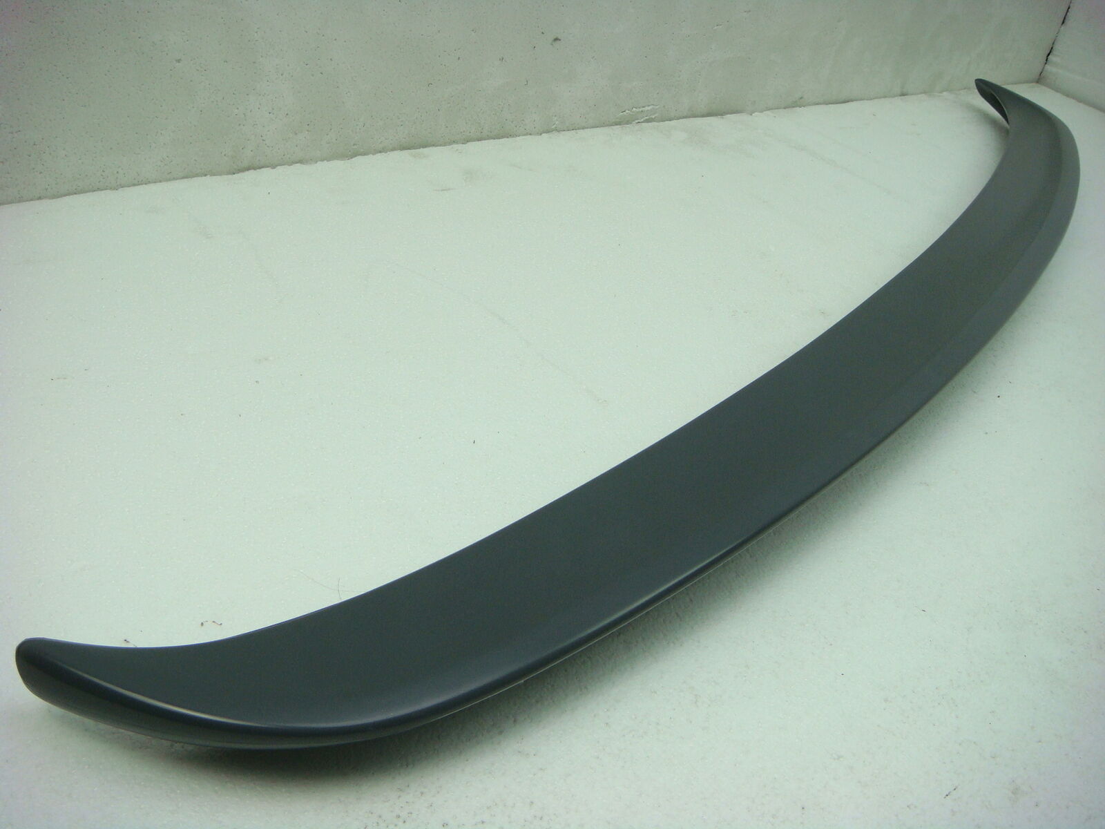 AC Style Rear Trunk Lip Spoiler For 2003-2010 BMW E60 5-Series & M5 (UNPAINTED)