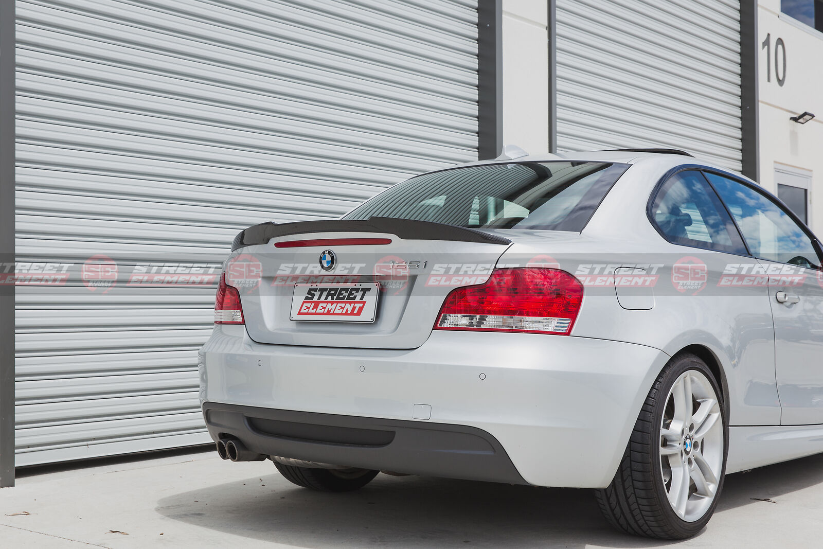 M4 Style Trunk Spoiler For 2004-2013 BMW E82 1-Series & 1M Coupe (CARBON FIBRE)