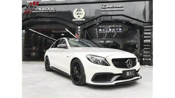 M-Benz C-Class W205/C63S PSM Dynamic Style Carbon Fibre Side Skirt Extensions