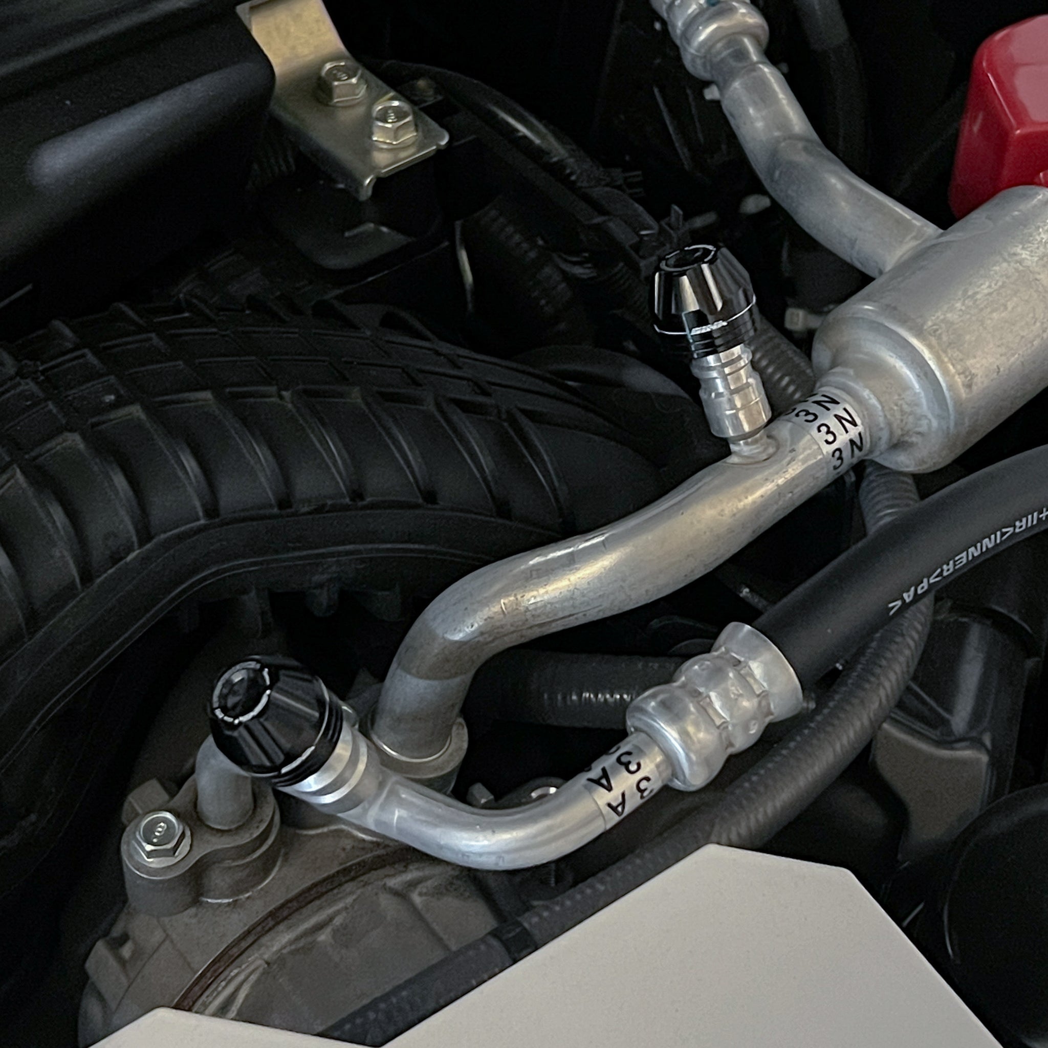 SUYA Car Supplies - Engine Bay - Aluminum Alloy A/C Line Cap Kit