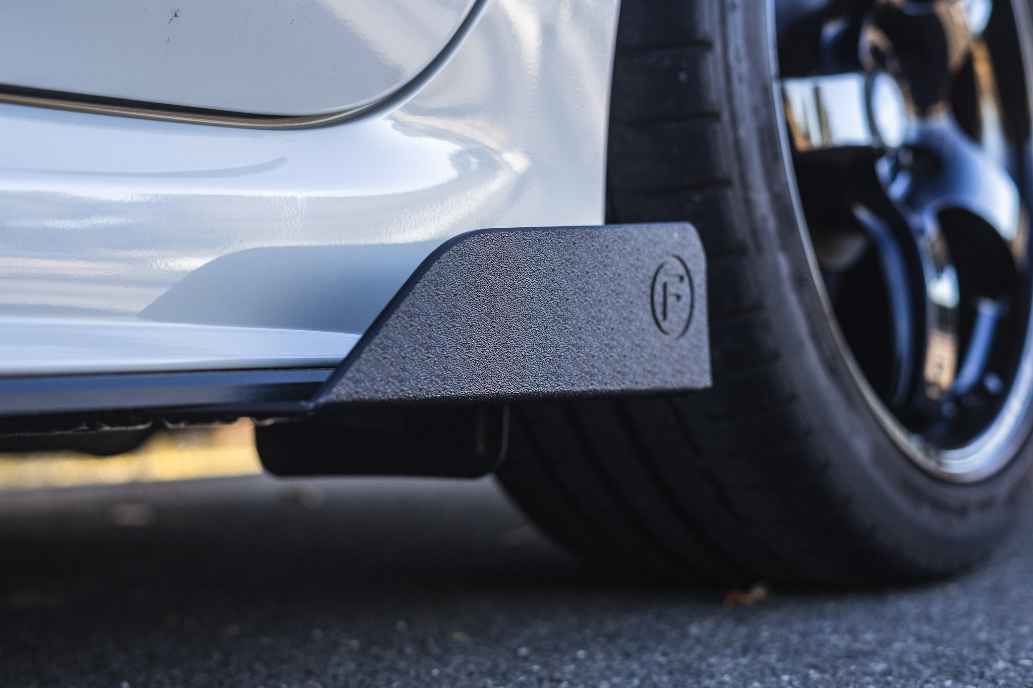 RETURNED STOCK - VA WRX & STI Side Skirt Splitters (Pair) - GLOSS BLACK