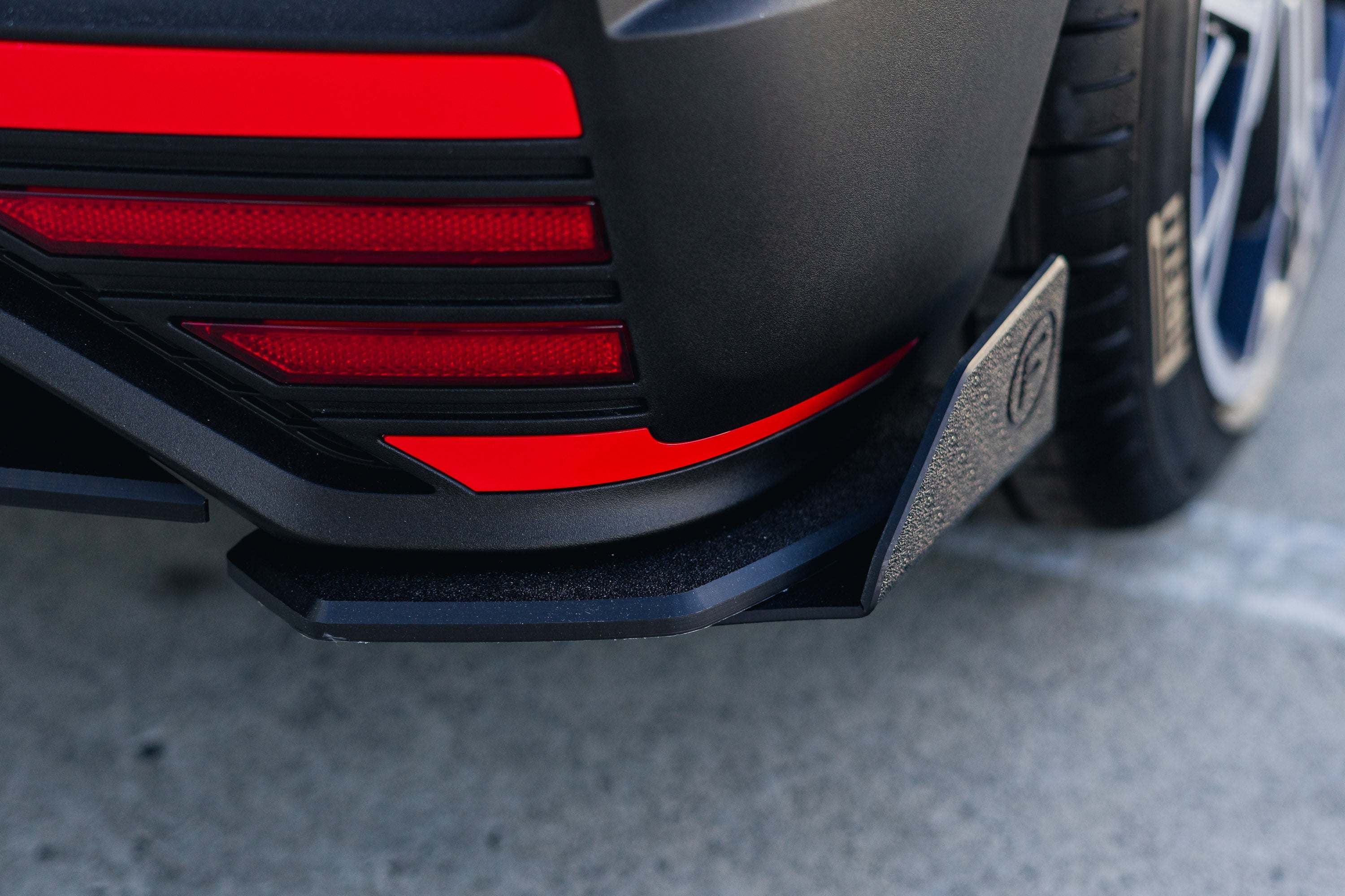 DEMO STOCK - i20 N BC3 Facelift - Rear Spats (Pair) - GLOSS BLACK