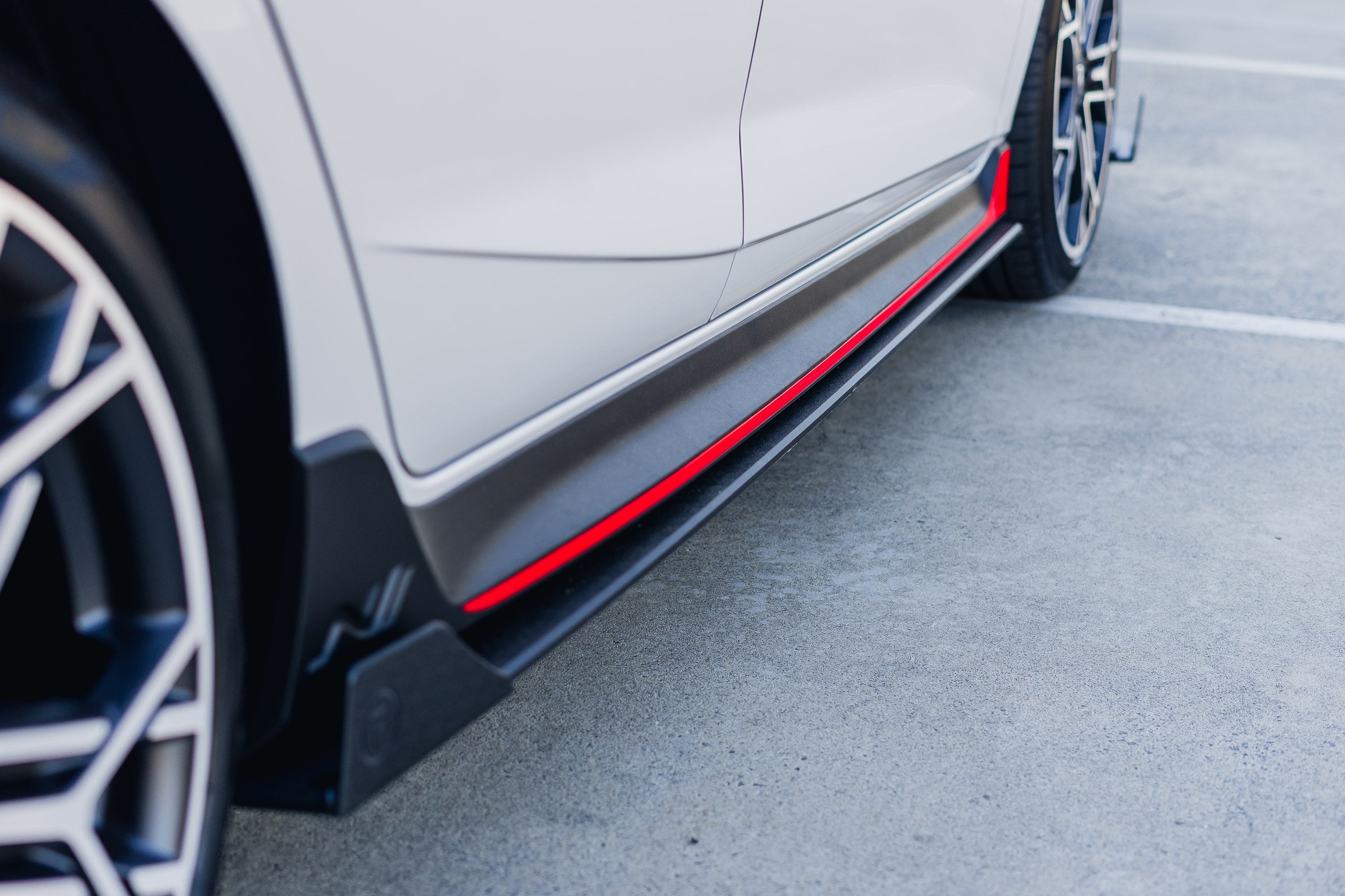 EX-DISPLAY - i20 N BC3 Pre-Facelift / Facelift - Side Skirt Splitters (Pair) - GLOSS BLACK