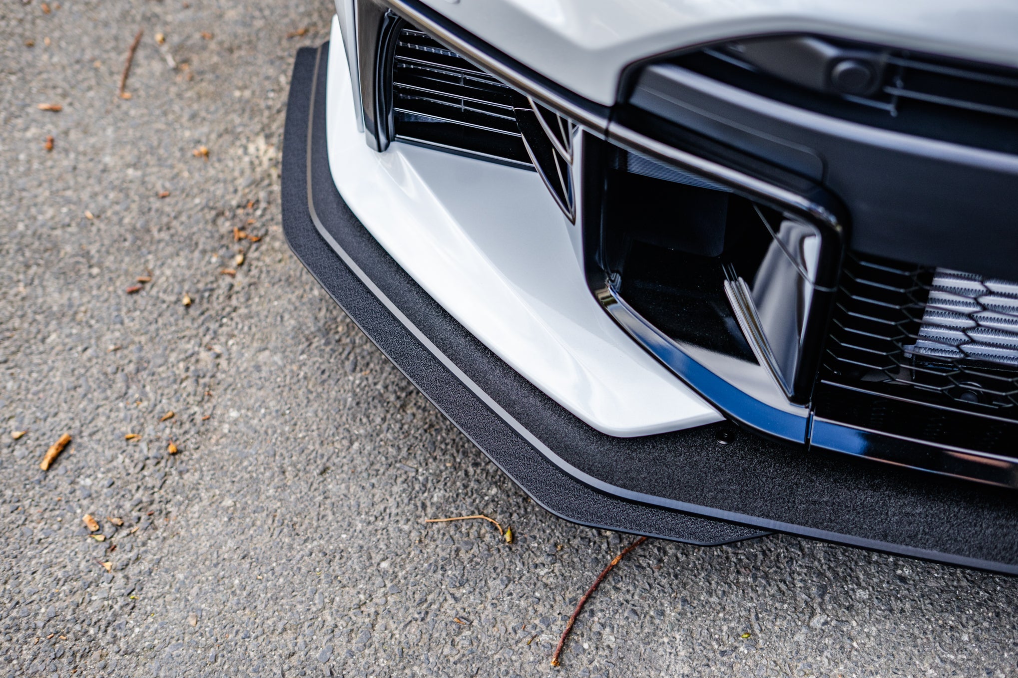 Toyota Yaris GR Gen2 2025 Chassis Mounted Front Lip Splitter & Bumper Reinforcement Plate