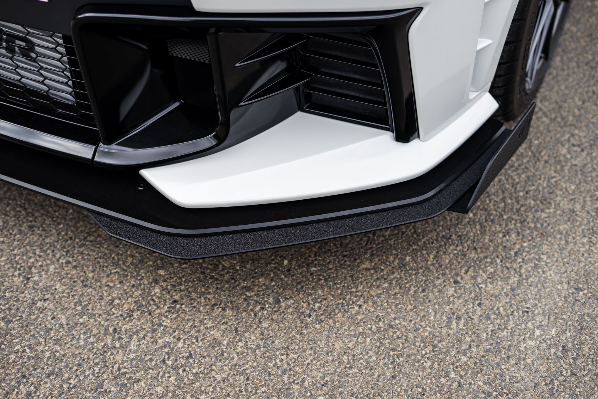 Toyota Yaris GR Gen2 2025 Chassis Mounted Front Lip Splitter & Bumper Reinforcement Plate