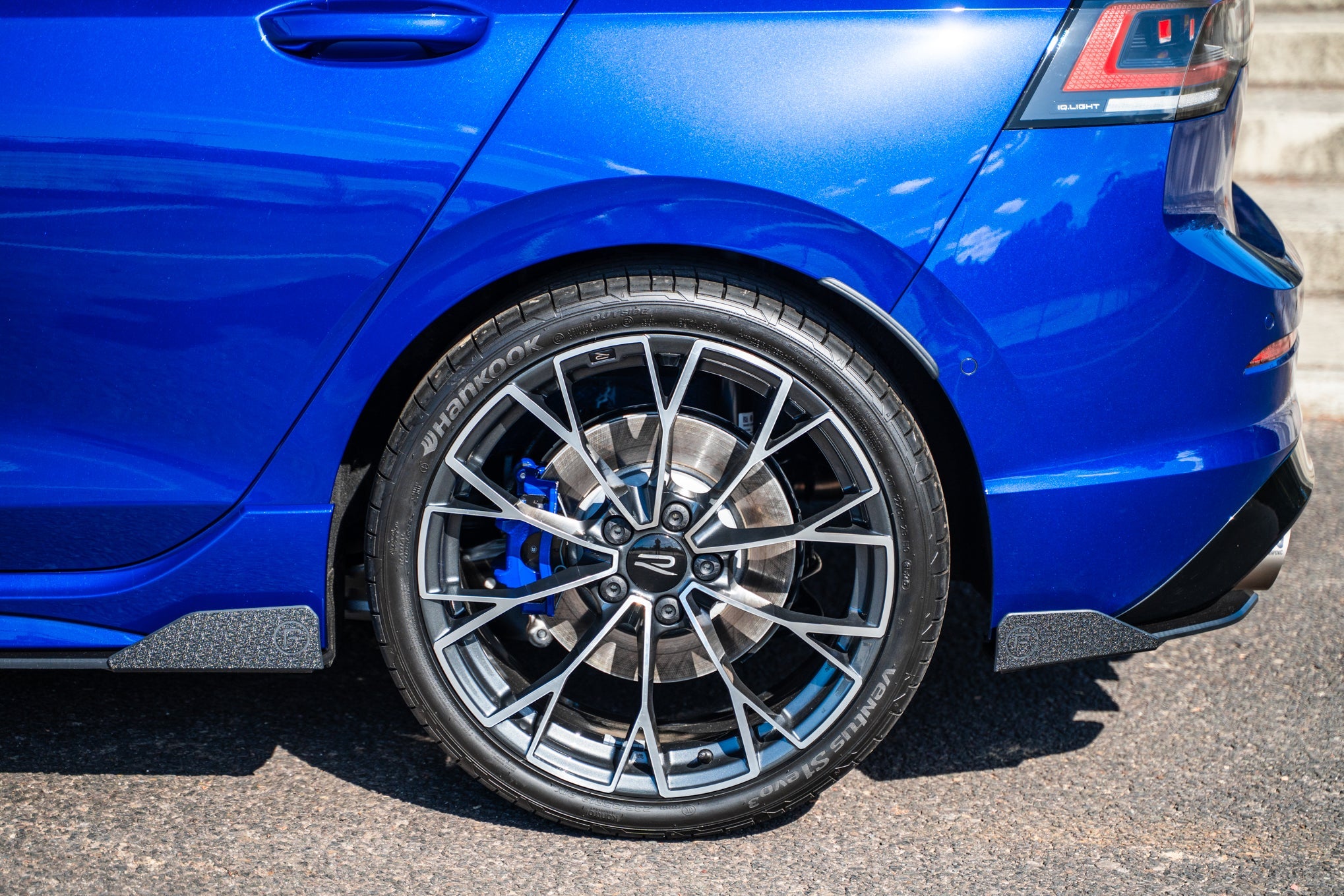 MK8.5 Golf R Side Skirt Splitter Winglets (Pair)