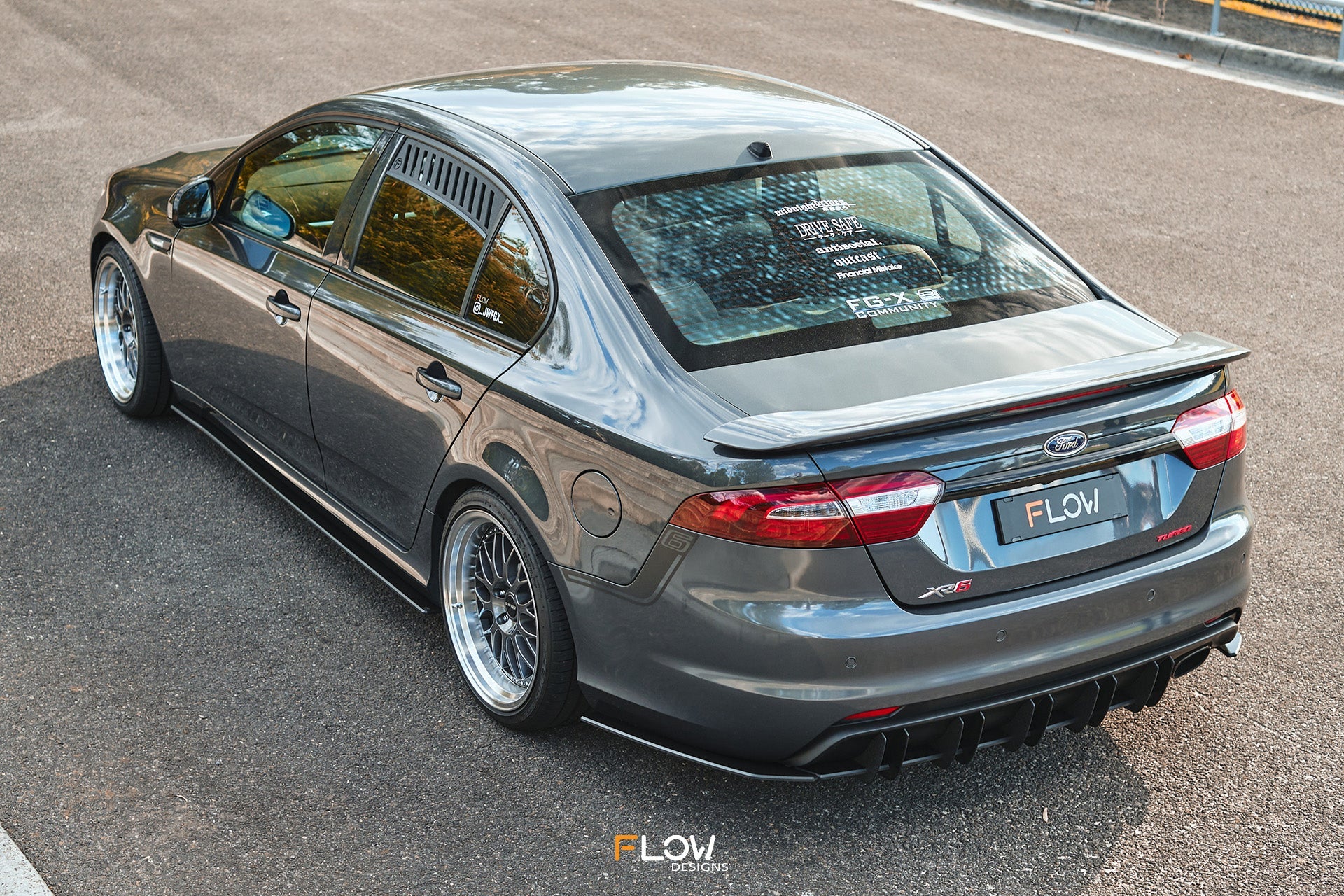 DEMO STOCK - Falcon FGX Rear Spats (GLOSS; Pair)
