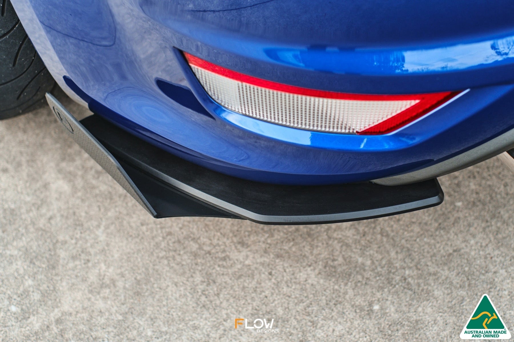 DISCONTINUED SANDED MATTE FINISH - XR5 Focus Turbo V3 Rear Spats (Pair)