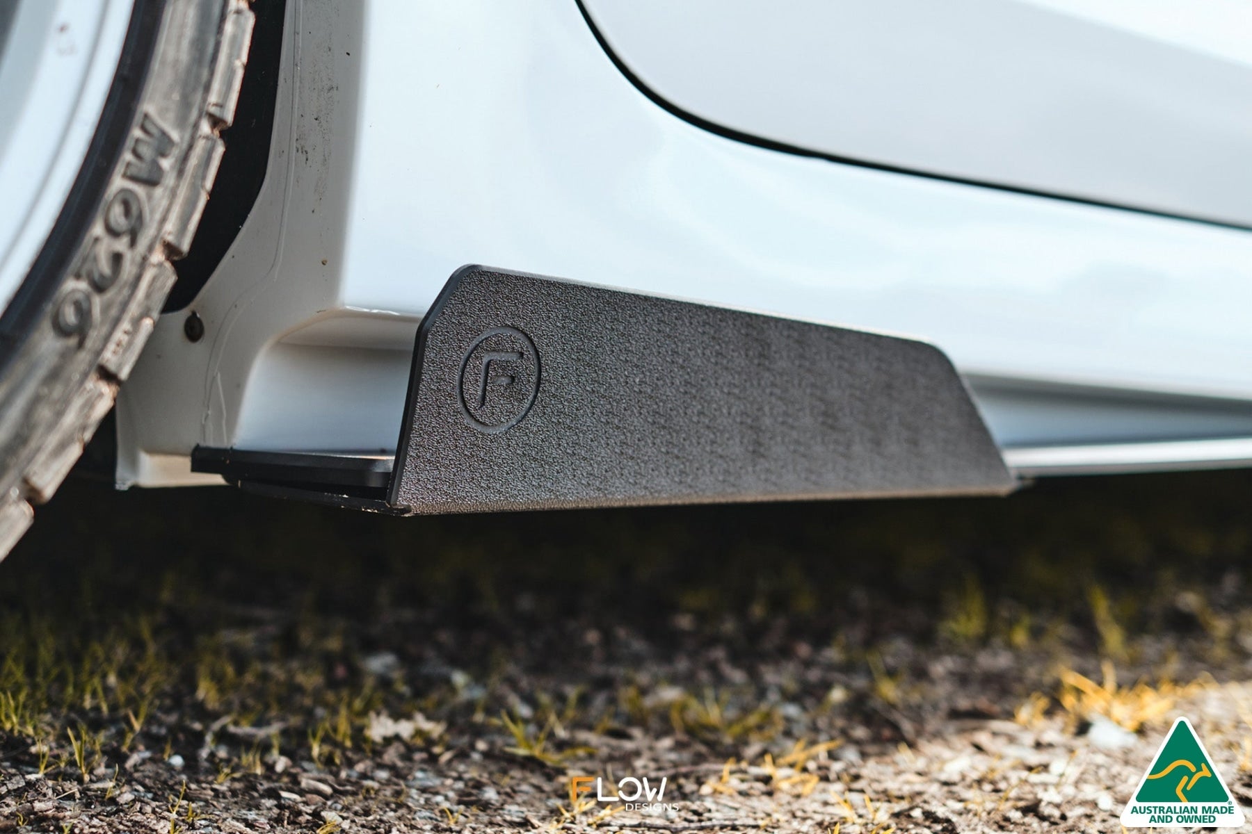 VE Commodore S2 Sedan Side Skirt Splitter Winglets (Pair)