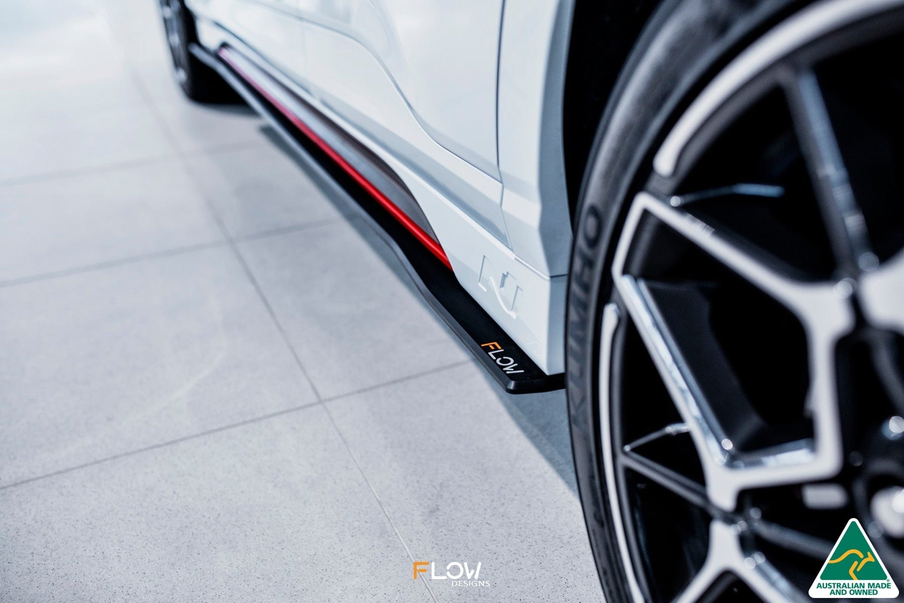 RETURNED STOCK - Kona N Side Skirt Splitters (Pair) - GLOSS BLACK