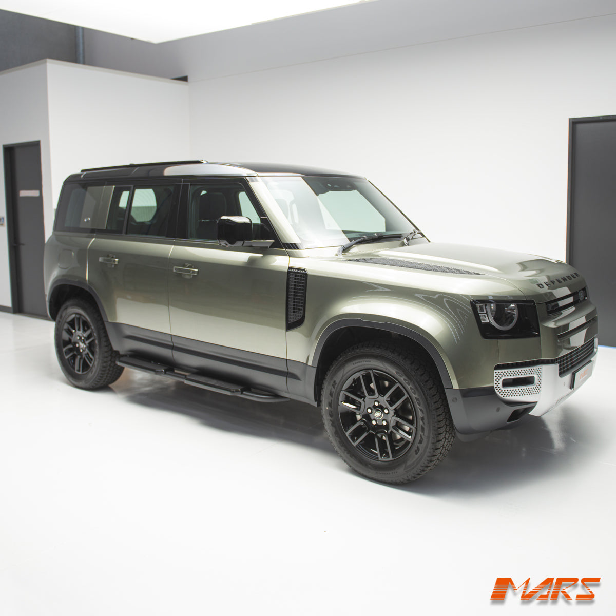 All Black Foot Rest Running Boards Side Step Bar for Land Rover Defender L663 110 130 2020-2025