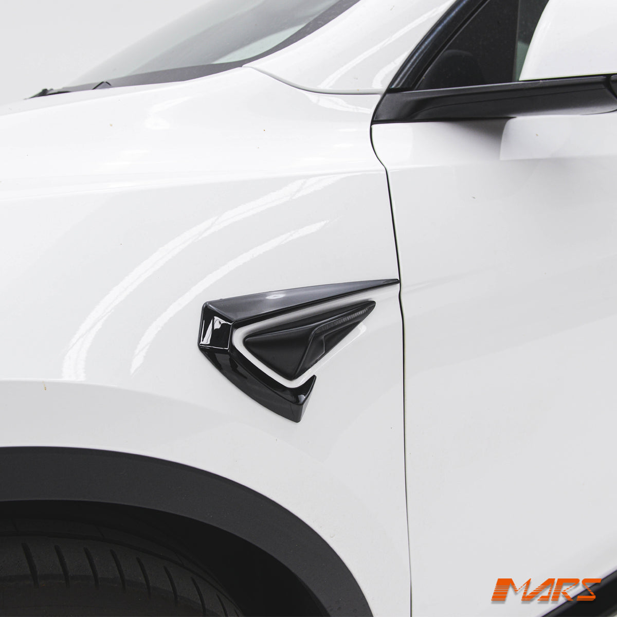 MODEL-Y-22-FD-VENT-GB-BF-24.jpg