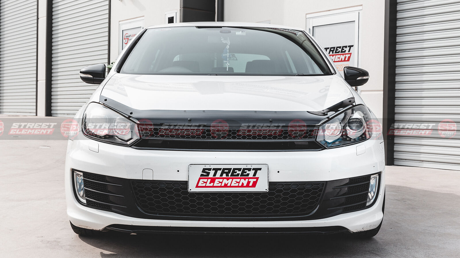 VW Golf MK6 TSI GTI R 2009-2012 Tinted Bonnet Protectors/Guards (BADGELESS)
