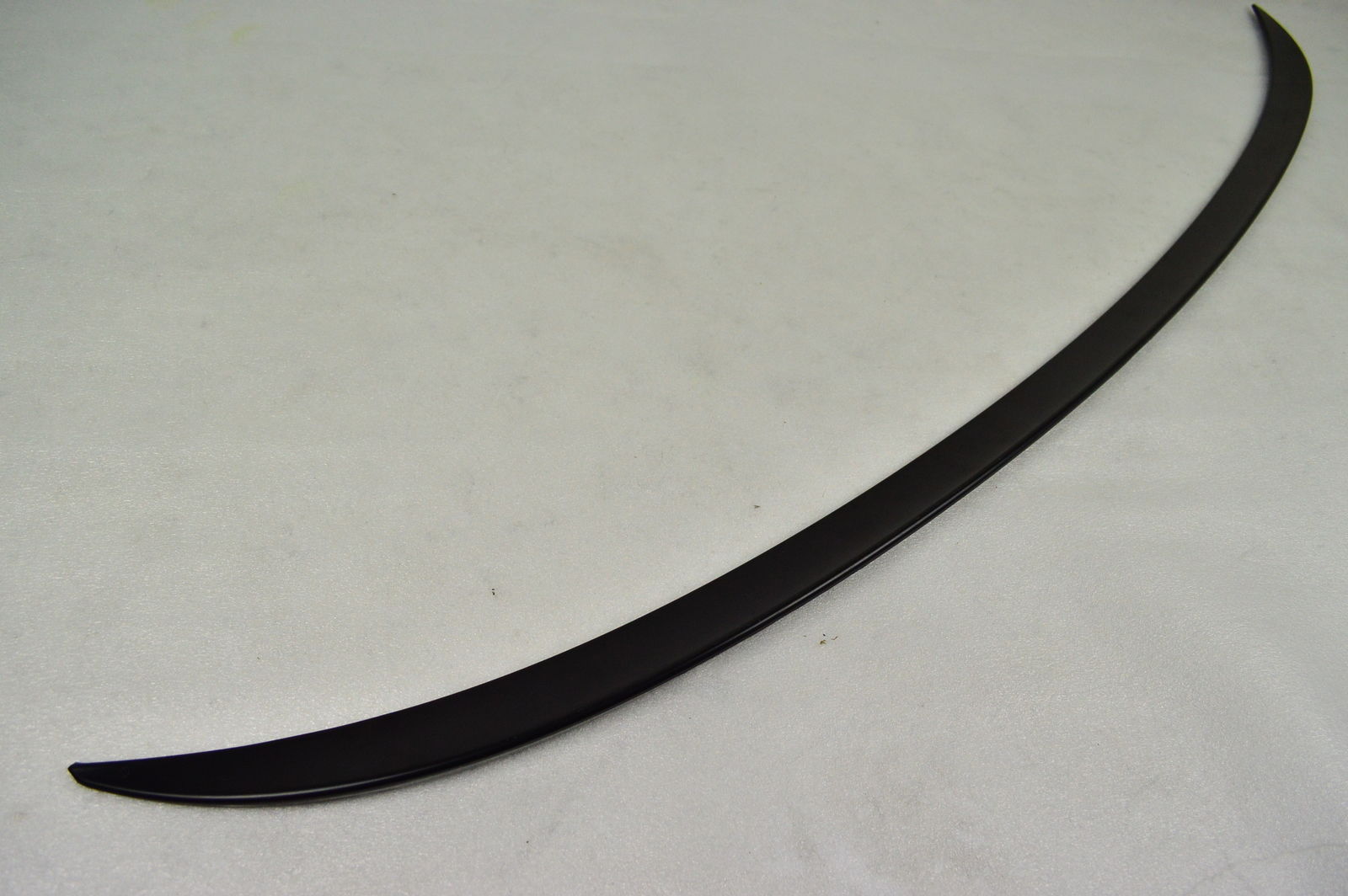 M3 Style Rear Trunk Spoiler For 2012-2019 BMW F30 3-Series/F80 M3 (CARBON FIBRE)