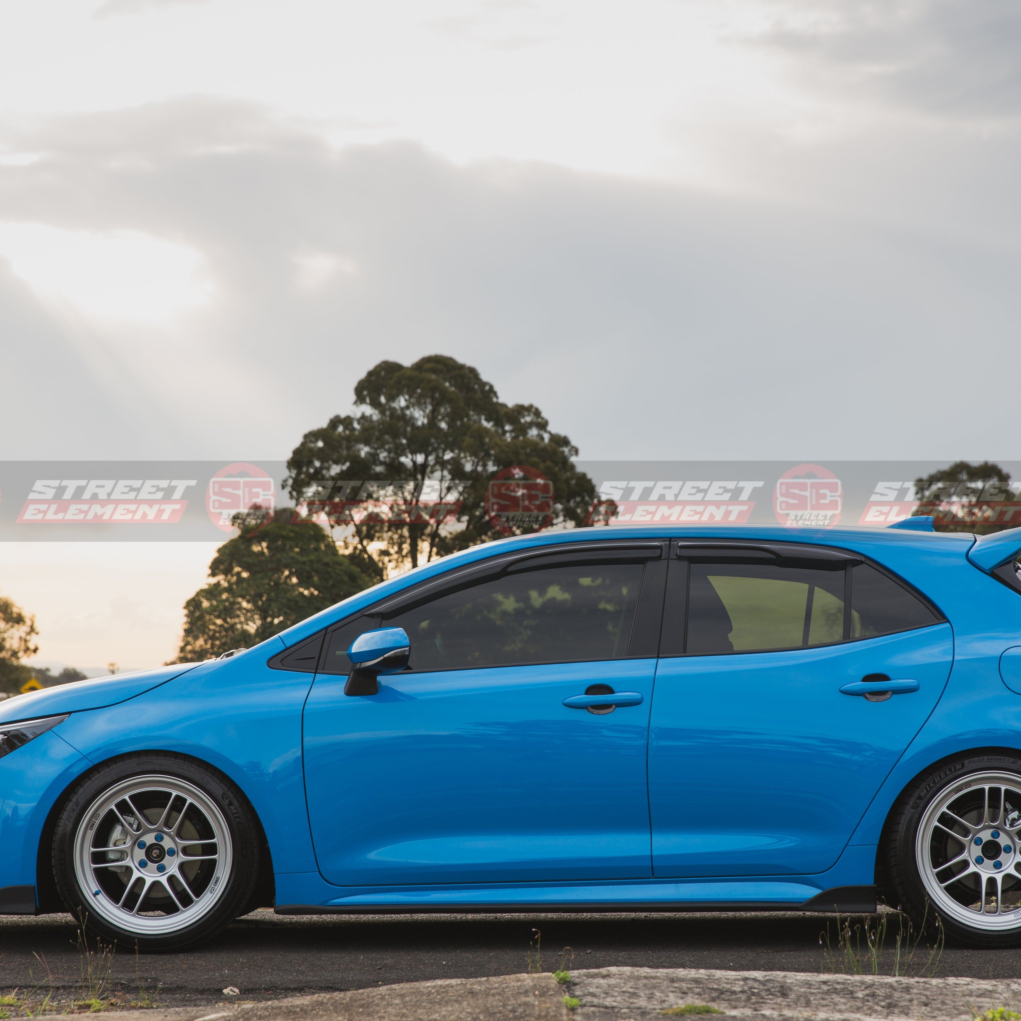 STREET ELEMENT TOM'S Style Side Skirts/Under Spoiler For 2018+ Toyota Corolla E210 [Paint Matched]